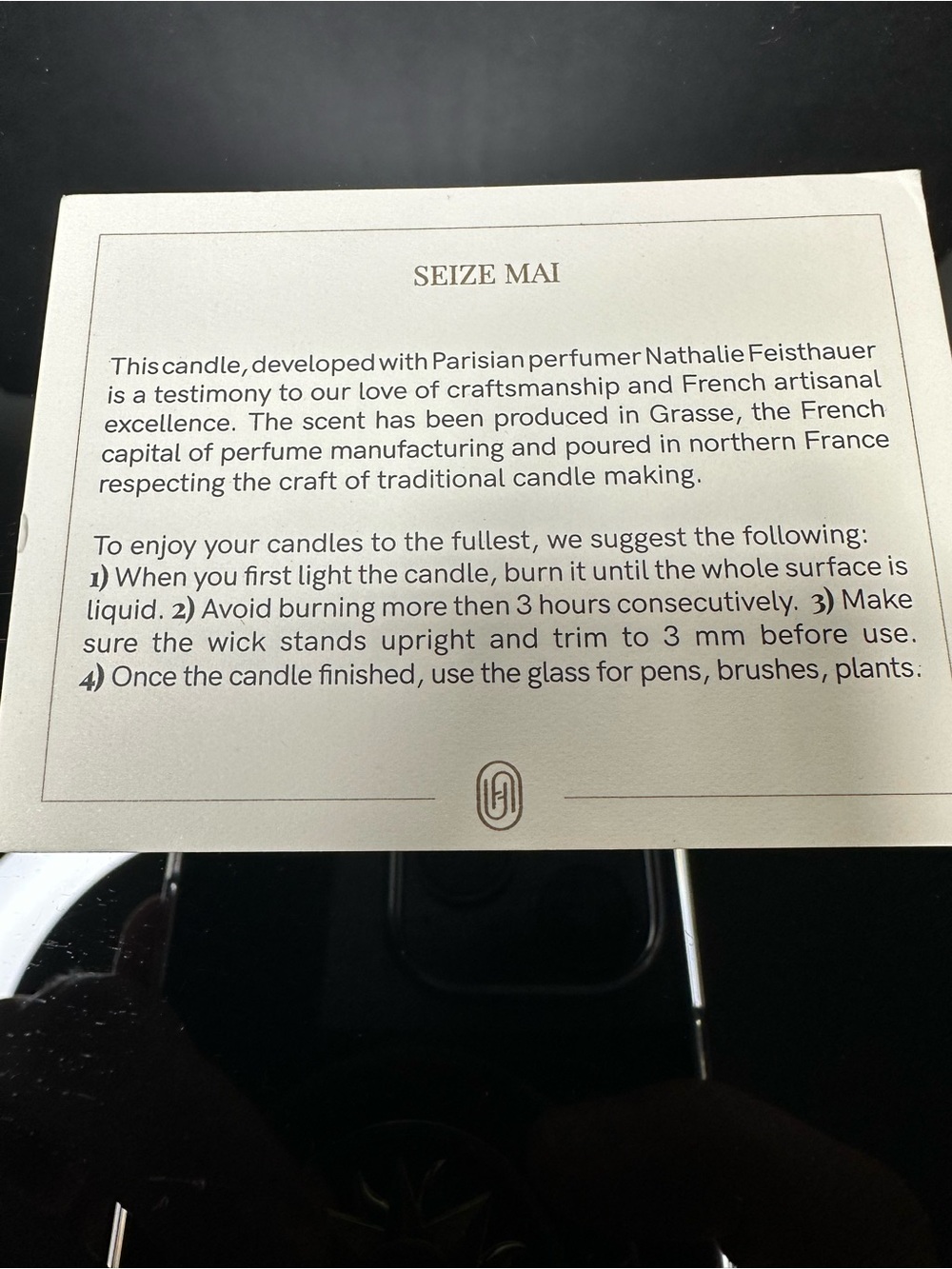 Le Fleur Seize Mai luxury scented candle, new in original box. - Picture 3 of 6